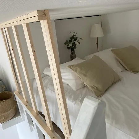 Daire Studio A 80M De La Mer Avec Parking